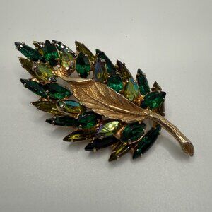 VTG Juliana Rhinestone Leaf Brooch Pin AB Emerald Green Faceted Crystal Glass